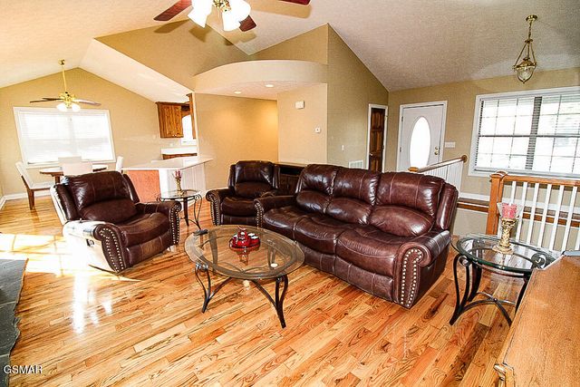 316 Saddleback Way, Sevierville, TN 37862