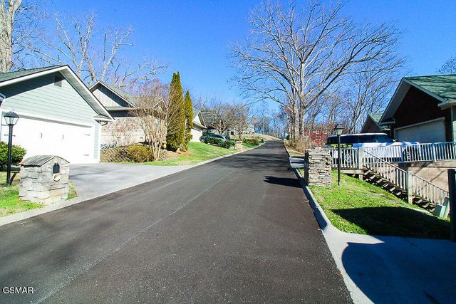 316 Saddleback Way, Sevierville, TN 37862