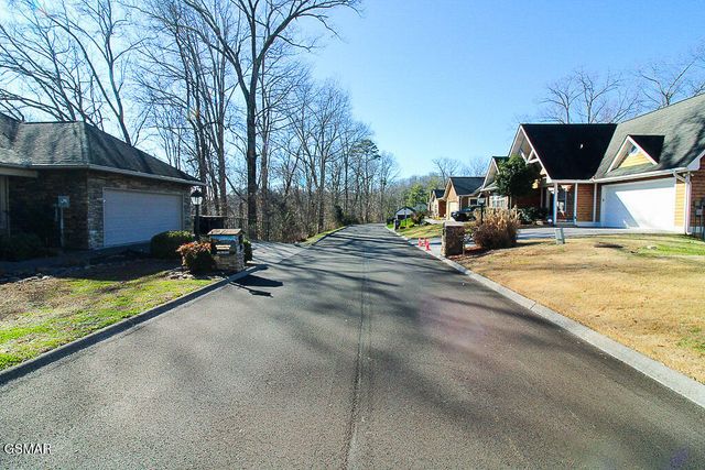 316 Saddleback Way, Sevierville, TN 37862