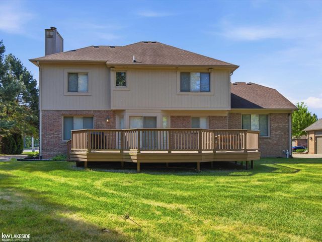 1026 Covington Place Drive, Rochester Hills, MI 48309