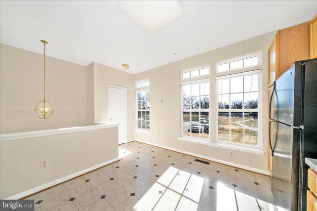 554 EISENHOWER DR, Frederick, MD 21703