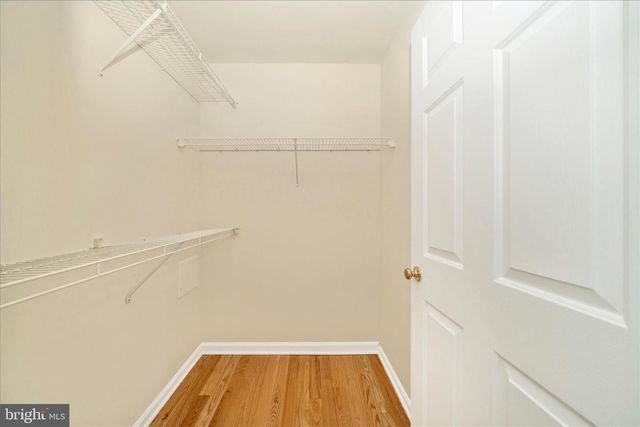 554 EISENHOWER DR, Frederick, MD 21703