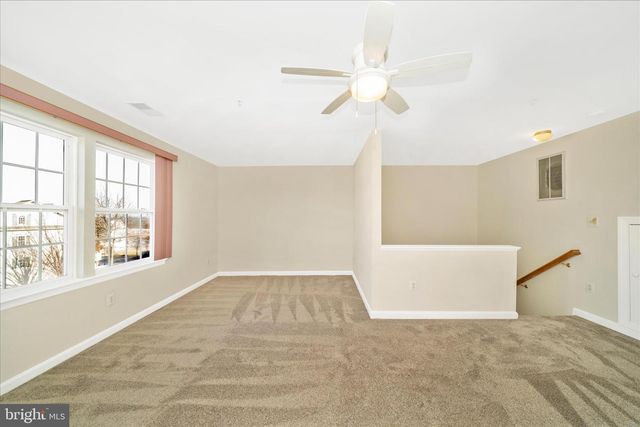 554 EISENHOWER DR, Frederick, MD 21703