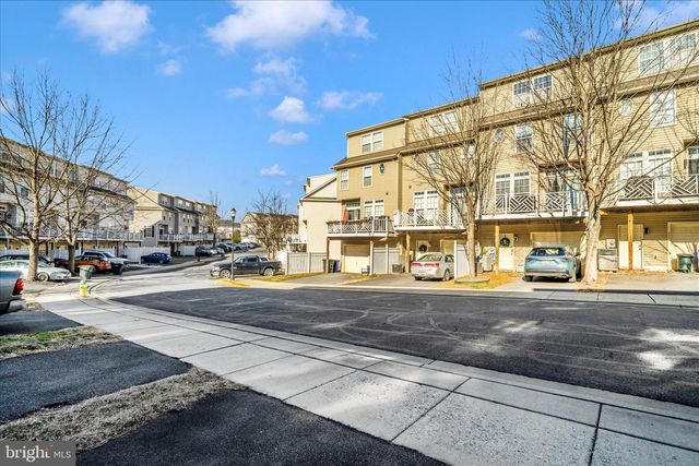 554 EISENHOWER DR, Frederick, MD 21703