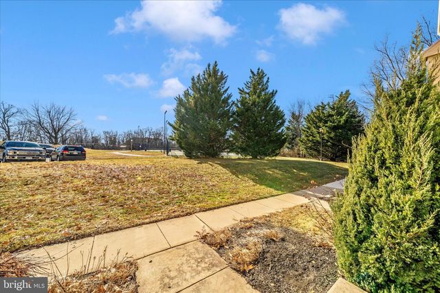 554 EISENHOWER DR, Frederick, MD 21703