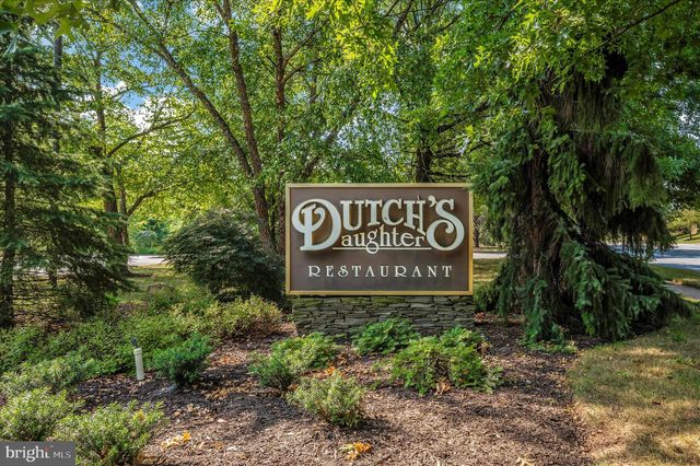 554 EISENHOWER DR, Frederick, MD 21703