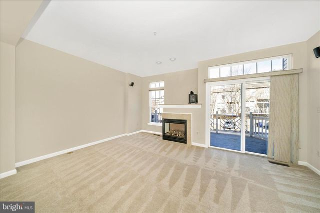 554 EISENHOWER DR, Frederick, MD 21703