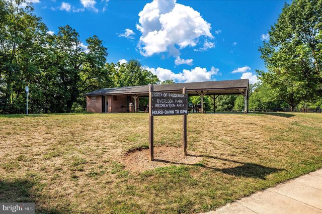 554 EISENHOWER DR, Frederick, MD 21703