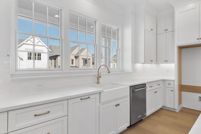 8025 Southvale Blvd, Franklin, TN 37064