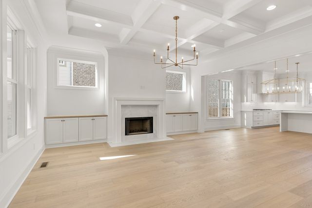 8025 Southvale Blvd, Franklin, TN 37064