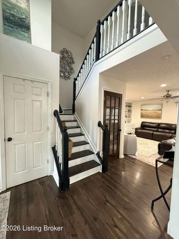 7115 Orchard Lake Blvd, Louisville, KY 40218