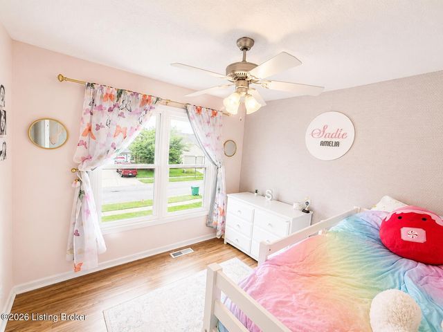 7115 Orchard Lake Blvd, Louisville, KY 40218