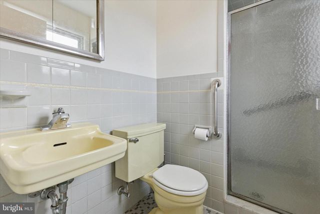 2008 HEMLOCK RD, West Norriton, PA 19403