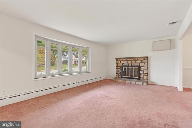 2008 HEMLOCK RD, West Norriton, PA 19403