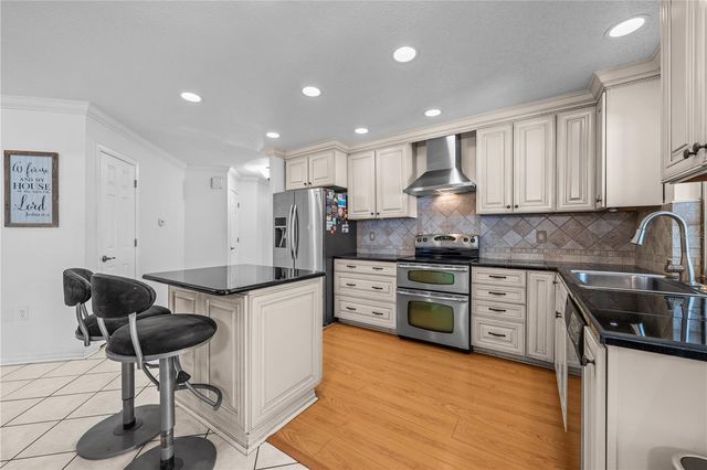 4233 BOSWELL PLACE, Sarasota, FL 34241