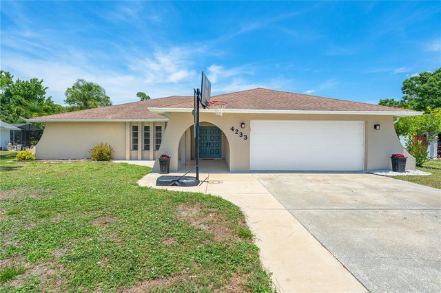 4233 BOSWELL PLACE, Sarasota, FL 34241