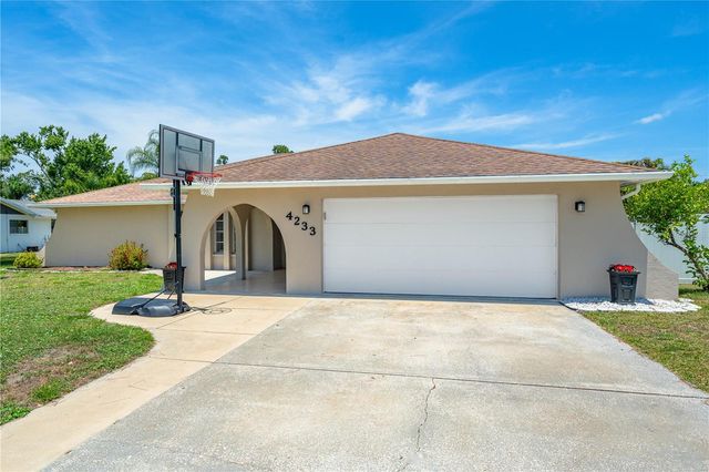 4233 BOSWELL PLACE, Sarasota, FL 34241