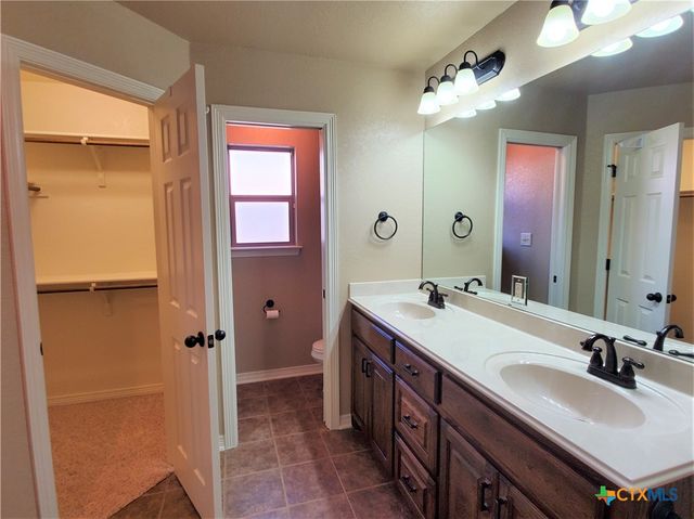 5020 Sean Patrick Glen, Temple, TX 76502