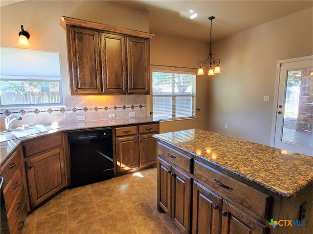 5020 Sean Patrick Glen, Temple, TX 76502