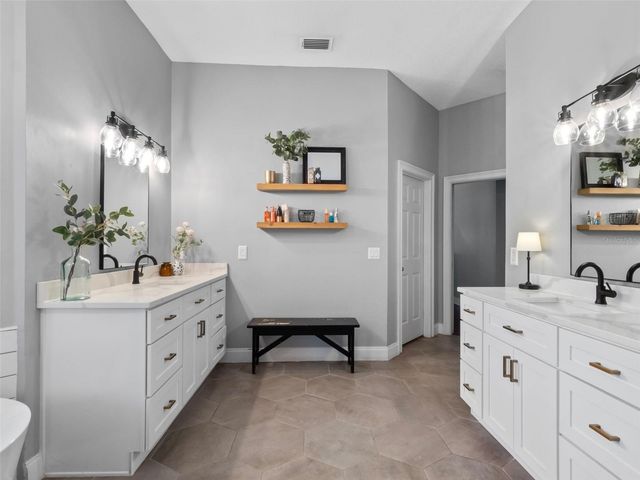 2219 RIDGEWIND WAY, Windermere, FL 34786