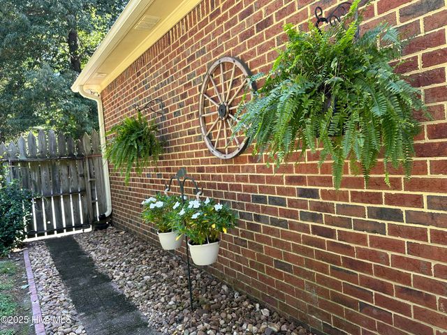 2404 Riddick Road, Elizabeth City, NC 27909