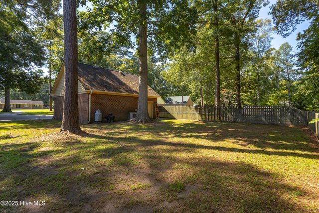2404 Riddick Road, Elizabeth City, NC 27909