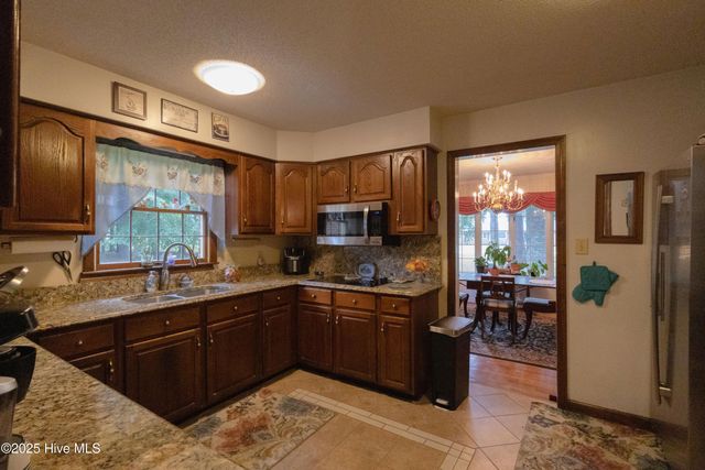 2404 Riddick Road, Elizabeth City, NC 27909