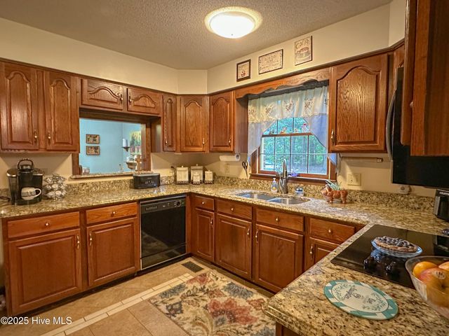 2404 Riddick Road, Elizabeth City, NC 27909