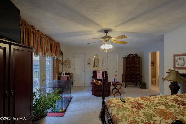 2404 Riddick Road, Elizabeth City, NC 27909