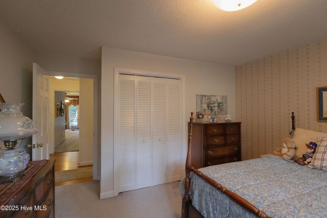 2404 Riddick Road, Elizabeth City, NC 27909