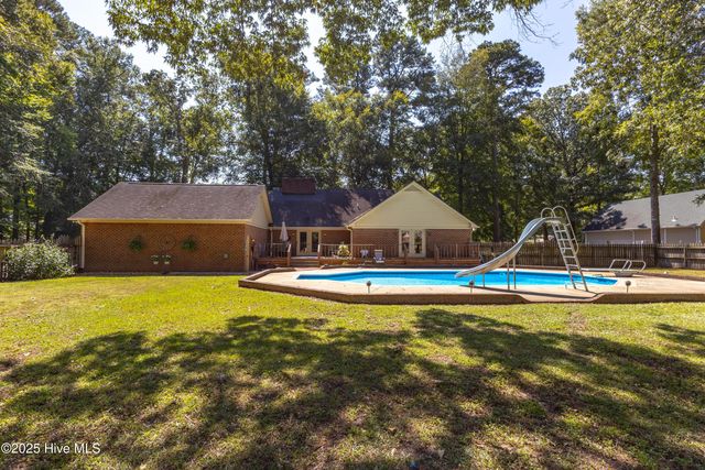 2404 Riddick Road, Elizabeth City, NC 27909
