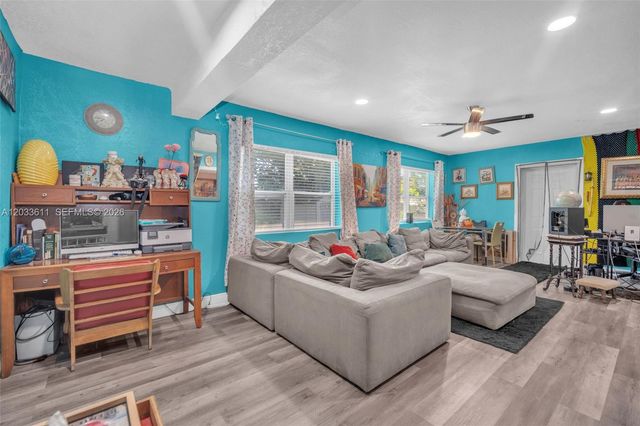 3391 NW 8th St, Lauderhill, FL 33311