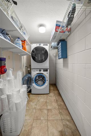 5947 AVENUE C, Mc Intosh, FL 32664