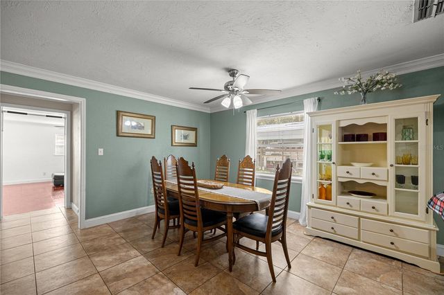 5947 AVENUE C, Mc Intosh, FL 32664