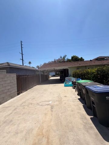 9617 Walnut, Bellflower, CA 90706