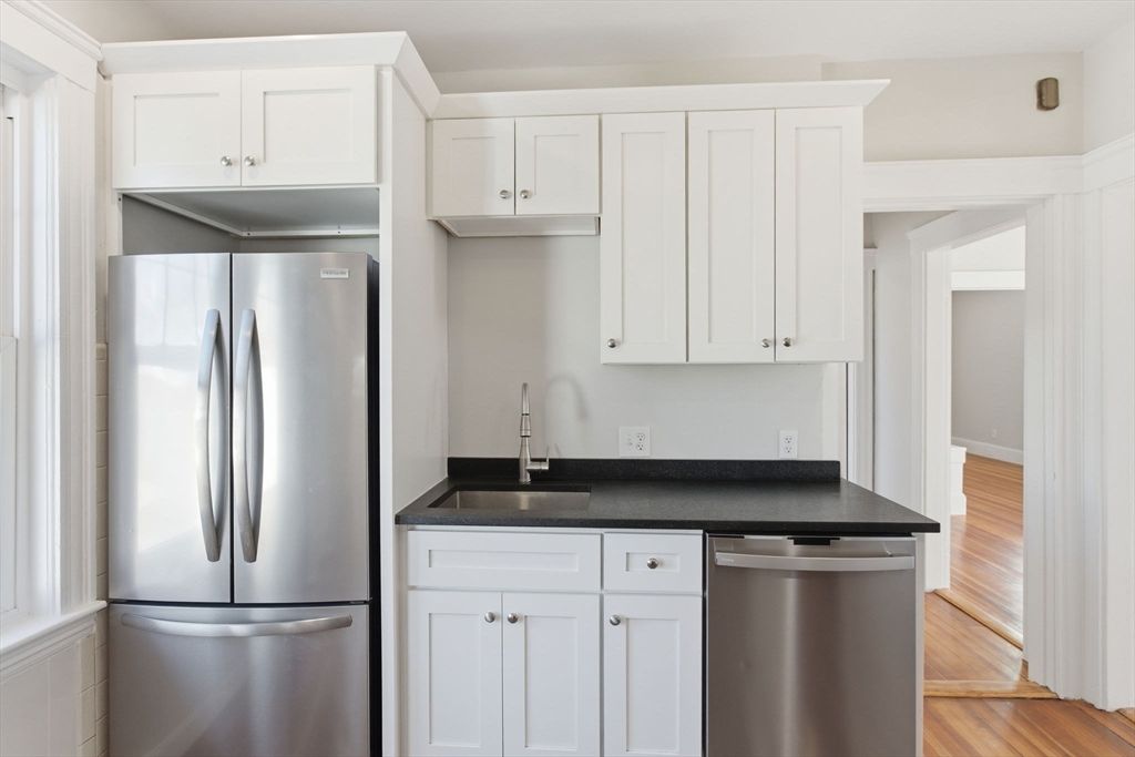 113 Minot St 2, Boston, MA 02122