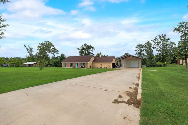 360 Rs County Road 3130, Emory, TX 75440