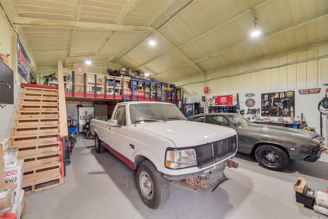360 Rs County Road 3130, Emory, TX 75440