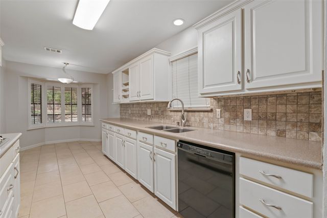 819 Aileen Street, Denton, TX 76201
