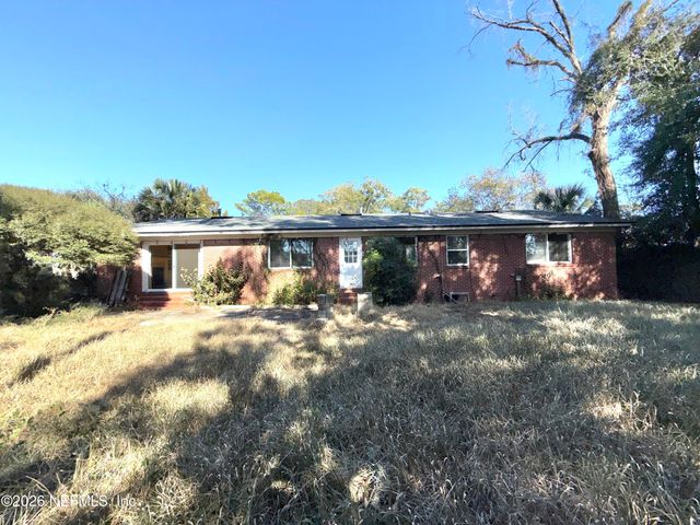 976 TOWNSEND Boulevard, Jacksonville, FL 32211