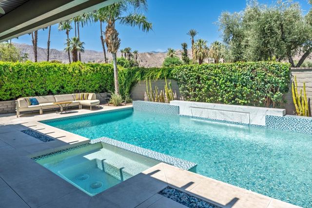 77 Colgate Drive, Rancho Mirage, CA 92270