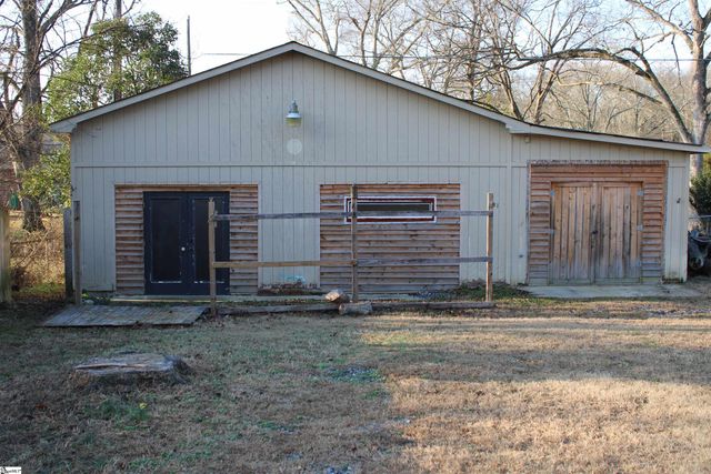 620 Fairmont Road, Anderson, SC 29621