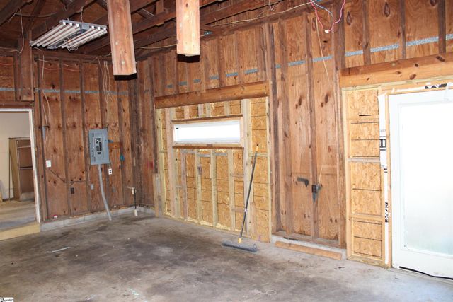 620 Fairmont Road, Anderson, SC 29621