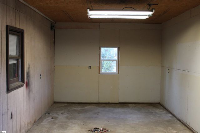 620 Fairmont Road, Anderson, SC 29621