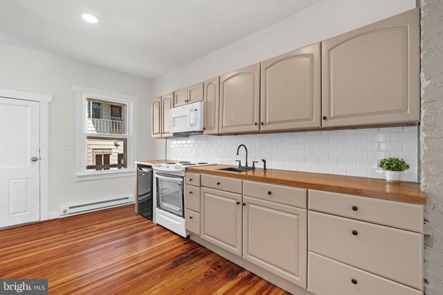 335 W 6TH ST, Mount Carmel, PA 17851