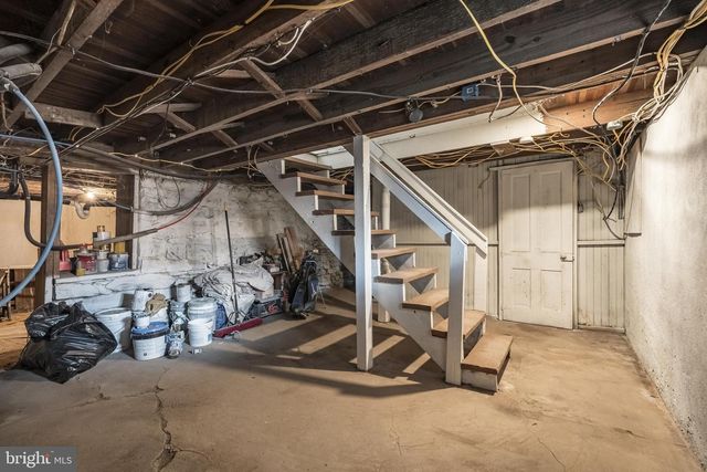 335 W 6TH ST, Mount Carmel, PA 17851
