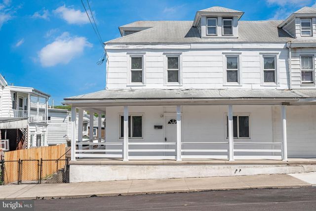 335 W 6TH ST, Mount Carmel, PA 17851