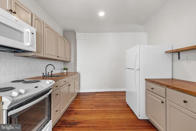 335 W 6TH ST, Mount Carmel, PA 17851