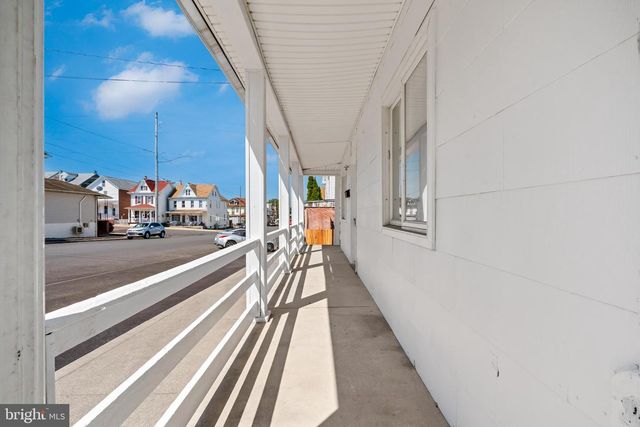 335 W 6TH ST, Mount Carmel, PA 17851