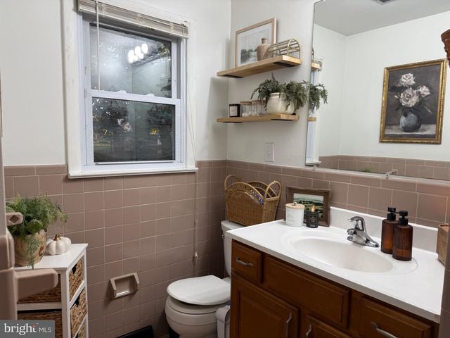 305 W SUMMIT ST, Vineland, NJ 08360
